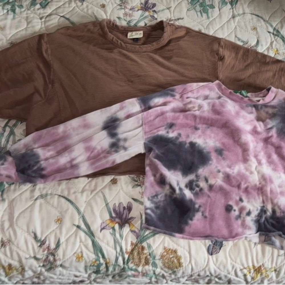 Universal Thread Brown and Tie-Dye Sweatshirt Set